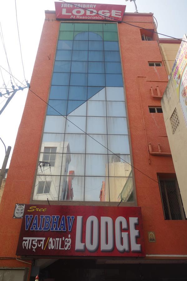 Sree Vaibhav Residency Hotel Tirupati Bagian luar foto
