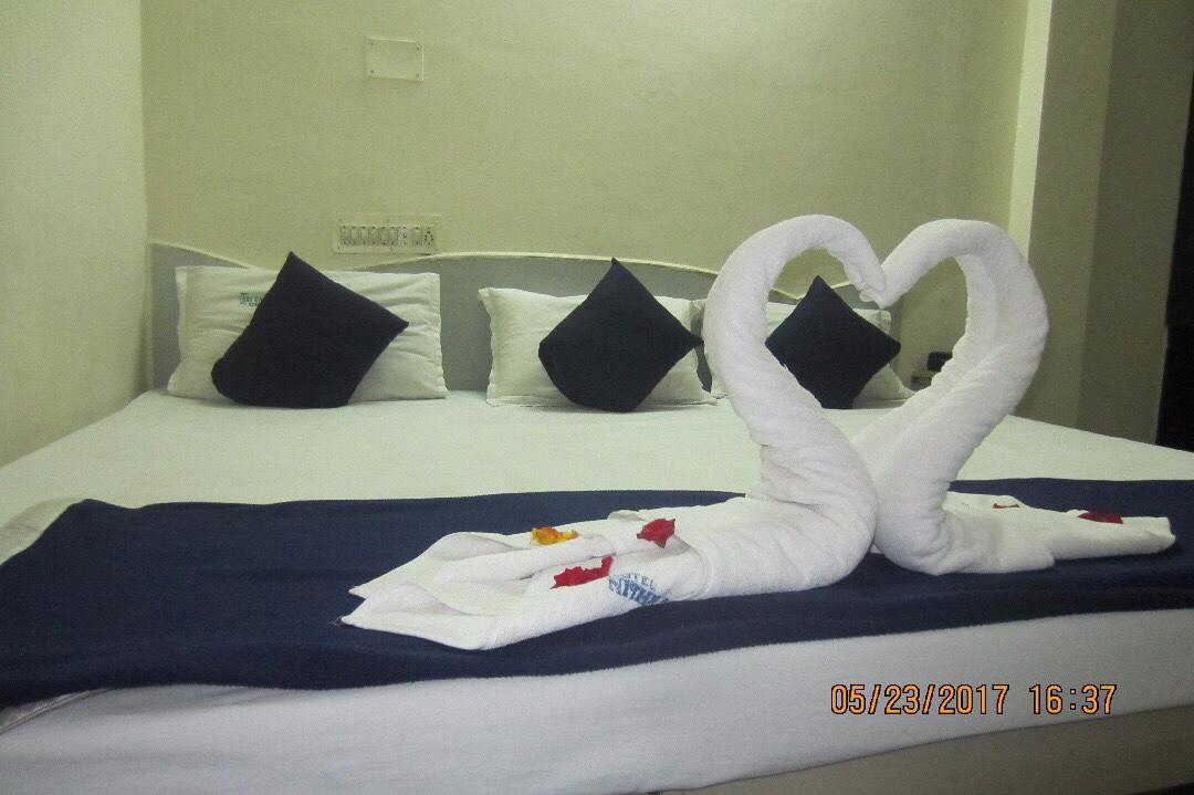 Sree Vaibhav Residency Hotel Tirupati Bagian luar foto
