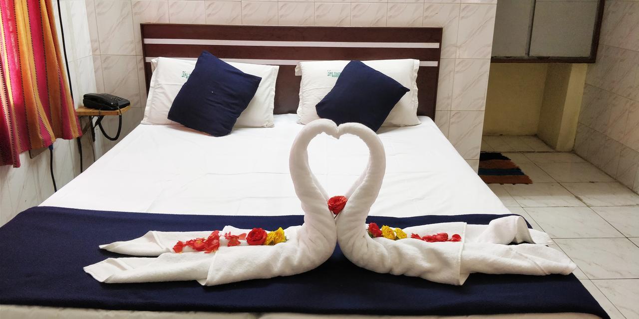 Sree Vaibhav Residency Hotel Tirupati Bagian luar foto